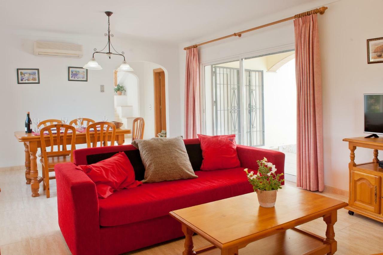 Lluna L' Escala Ngoại thất bức ảnh